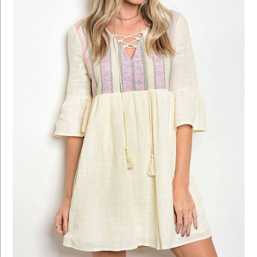 🚫SOLD🚫 Bohemian 3/4 Bell Sleeve Shift Dress